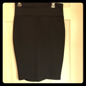 Black pencil skirt - Polyester / Spandex